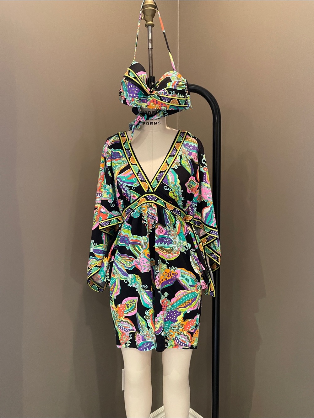 Trina Turk Black Multicolor Paisley Swim Coverup